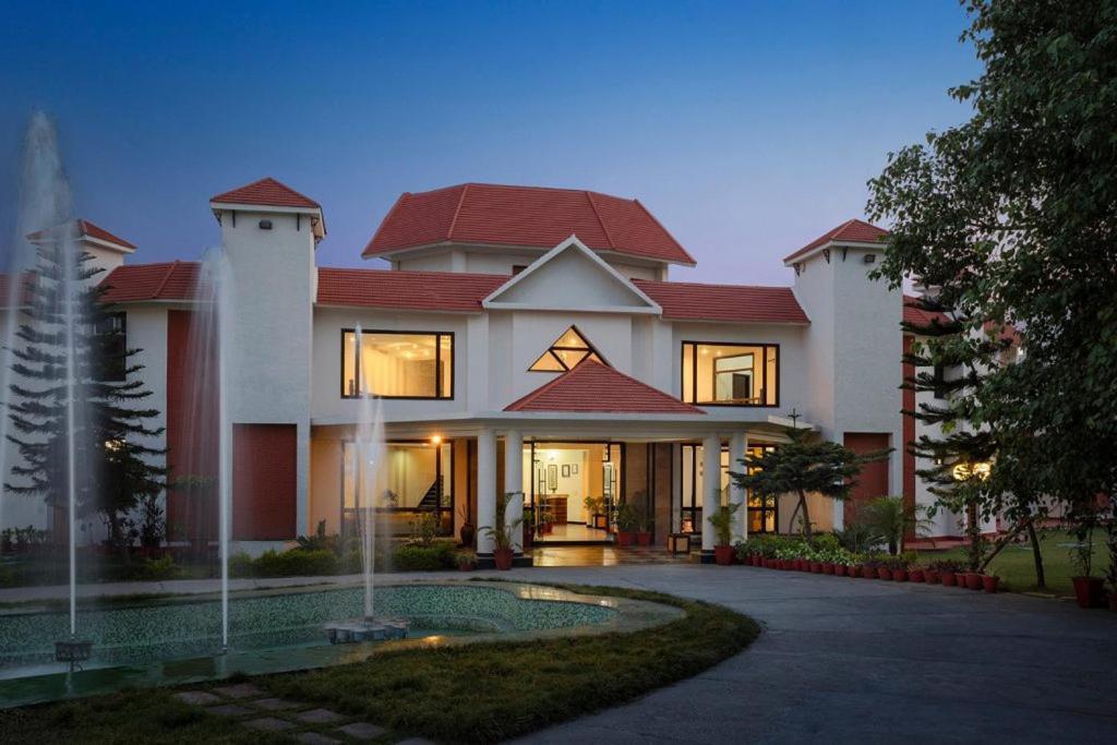 Naturoville Wellness Resort Rishikesh - Surrounded By Nature, Rooted In Wellness Doiwāla 外观 照片