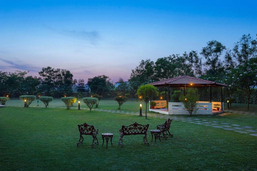 Naturoville Wellness Resort Rishikesh - Surrounded By Nature, Rooted In Wellness Doiwāla 外观 照片